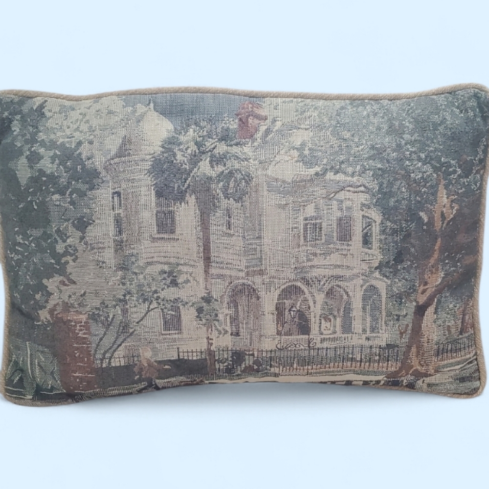 🦜 2/$10 Vintage Riverdale Decorative Tapestry Pillow with Scenic Design.